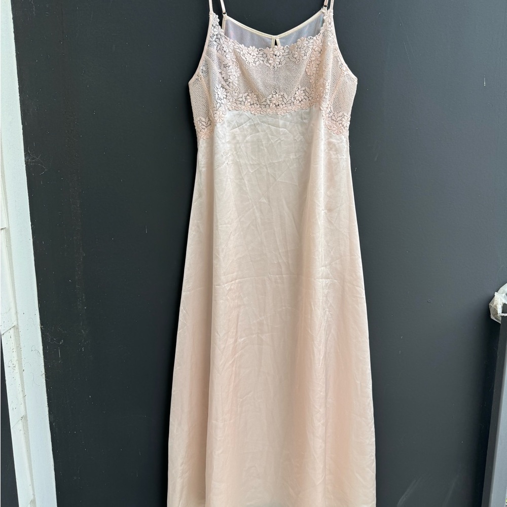 Source Unknown Blush Pink Lace Bodice Satin Slip Chemise